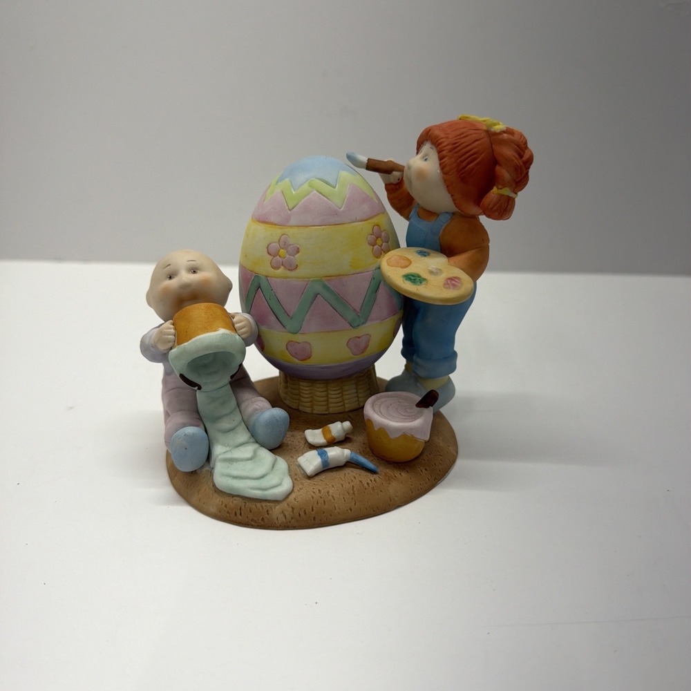 1985 Vintage Cabbage Patch Kids Porcelain Easter Egg Painting Figurine, Easter.